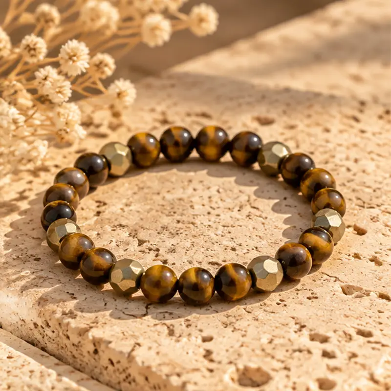 Bracelet en pierre naturelle œil du tigre et pyrite Œil du Tigre – Pierre de puissance et de protection